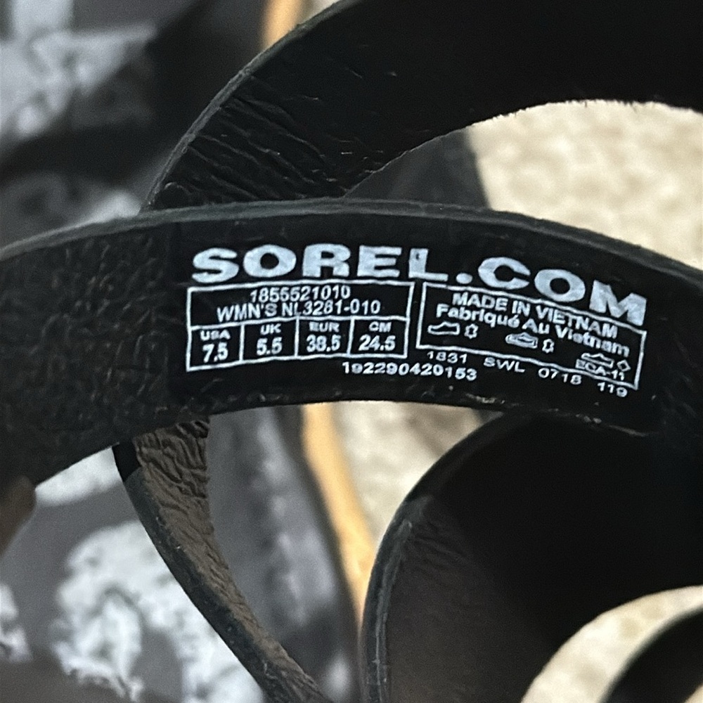 Sorel Ella Criss Cross Black Leather Sandals - Picture 3 of 5
